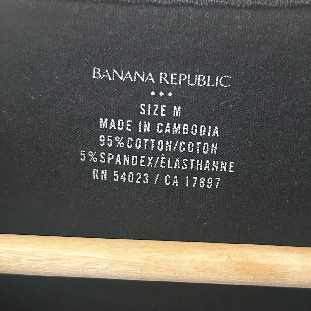 Banana Republic Medium Men's Black Long Sleeve Tee